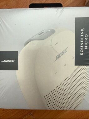 Bose SoundLink Micro Portable Speaker - White Smoke